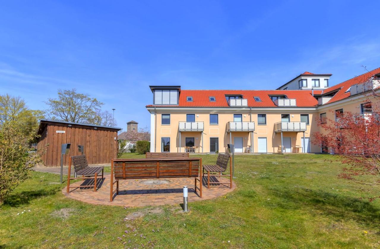 Peenemuende, Seglerhafen St Schoner 7, 13, 14 外观 照片